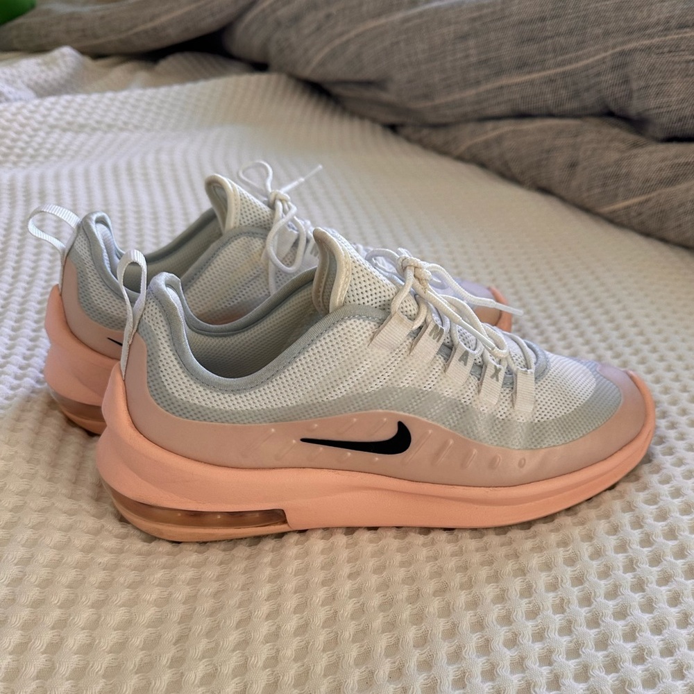 Nike Air Max 'Axis'